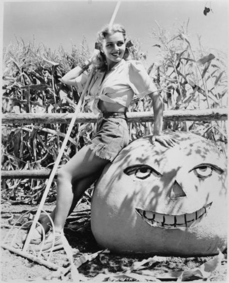Lynn Merrick
