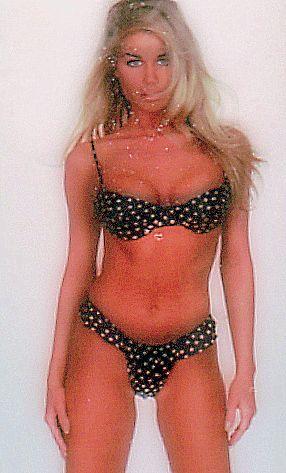 Bobbie Brown Bobbie Brown