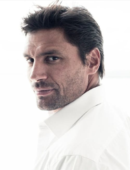 Manu Bennett