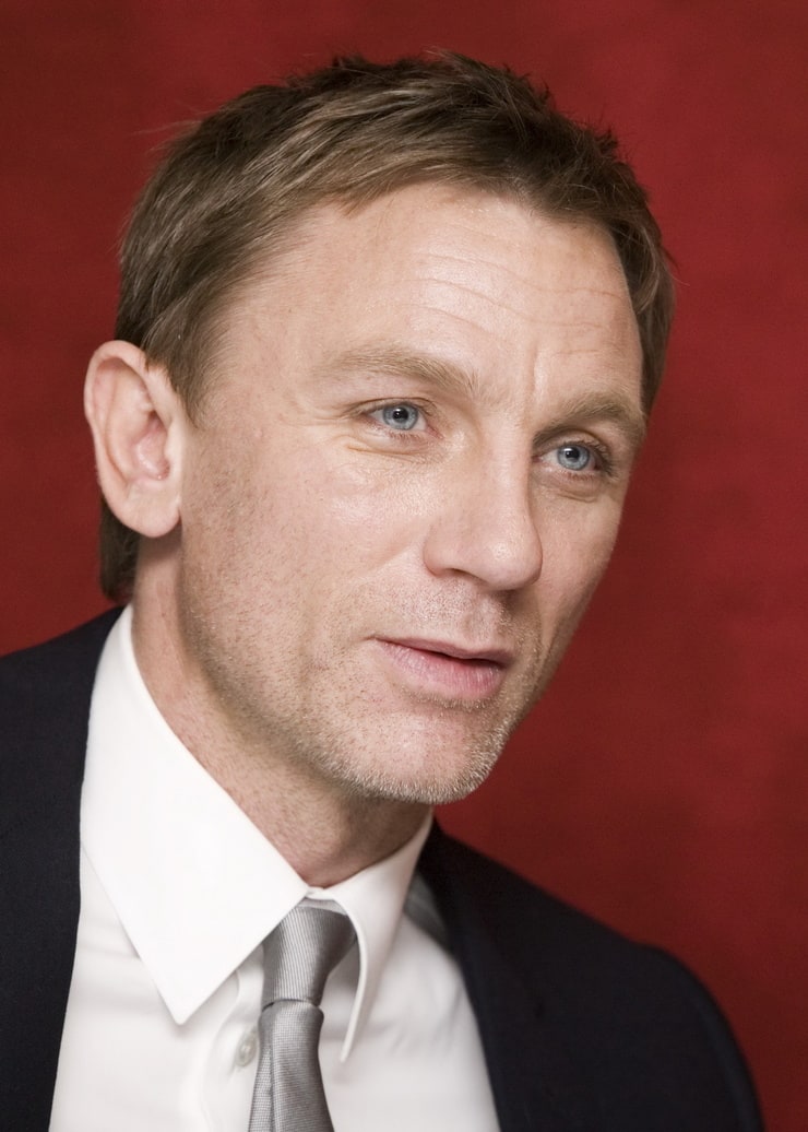 Daniel Craig