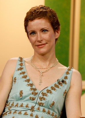 Leslie Hope Leslie Hope