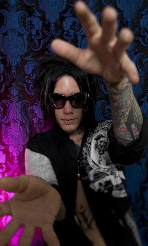 DJ Ashba