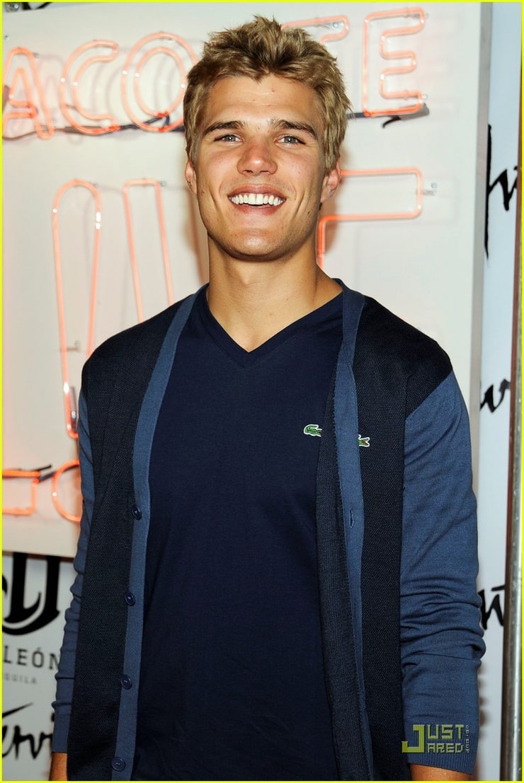 Chris Zylka