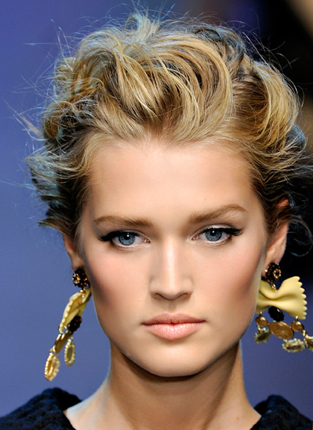 Toni Garrn Toni Garrn