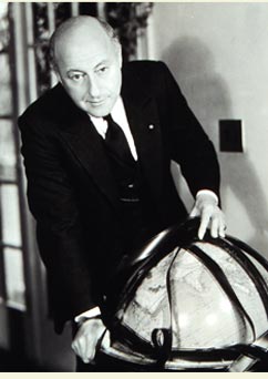 Cecil B. DeMille Cecil B. DeMille