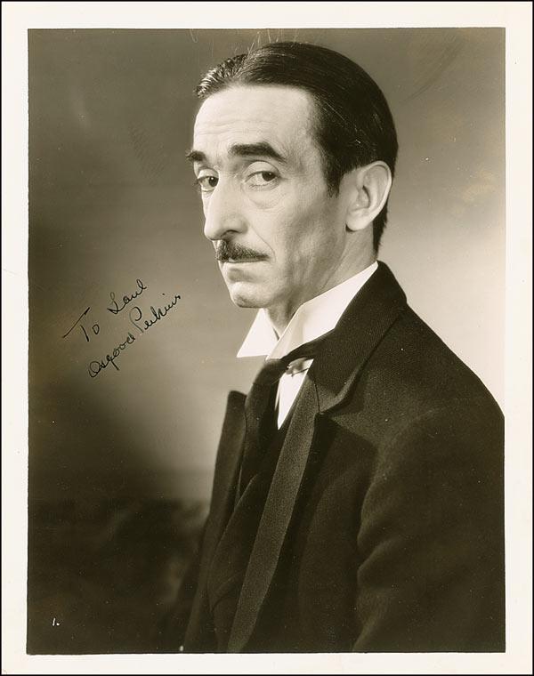 Э. Сидни перкинс. Осгуд перкинс режиссер. Чарлз осгуд. Осгуд перкинс режиссер.