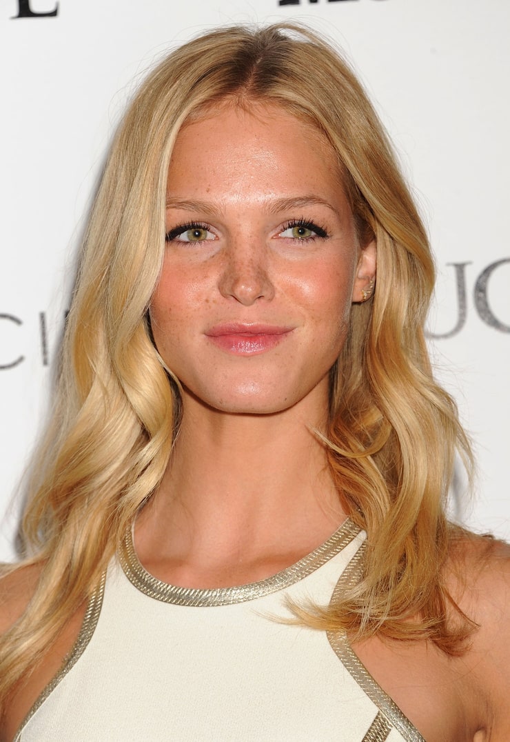 Erin Heatherton image