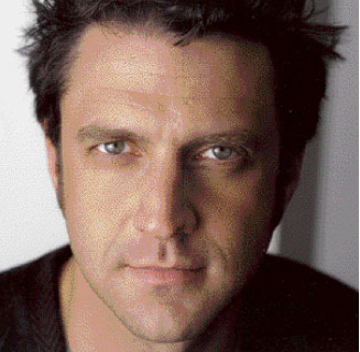Raúl Esparza