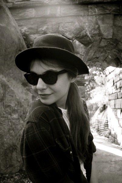 Willa Holland Willa Holland