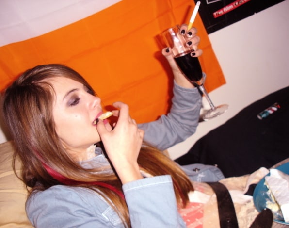 Willa Holland Willa Holland