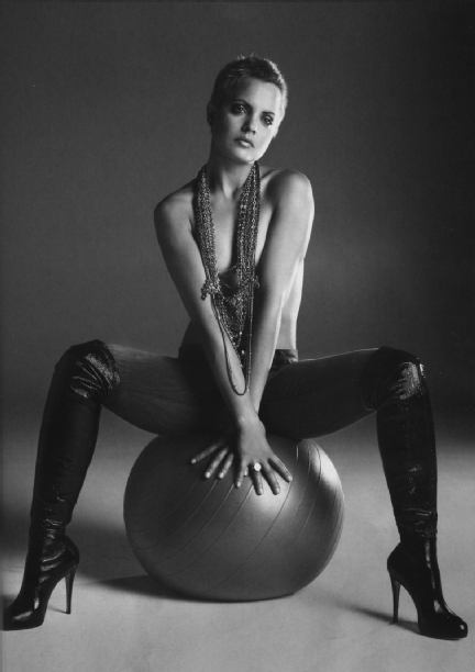 Mena Suvari Mena Suvari