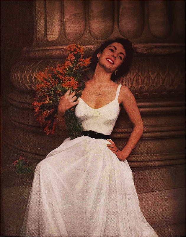 Elizabeth Taylor Elizabeth Taylor