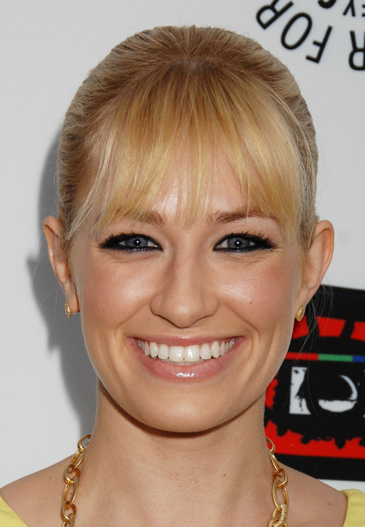 Beth Behrs