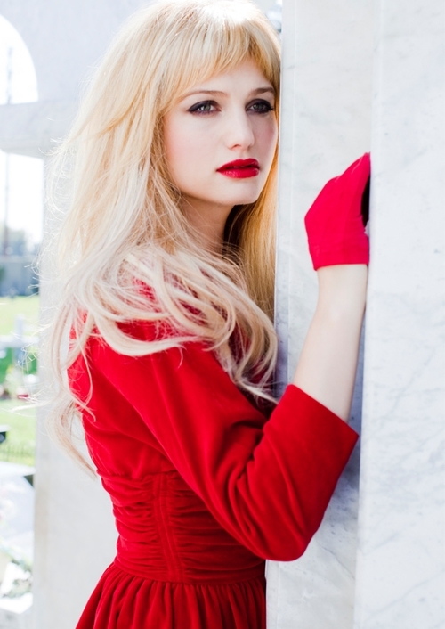 Alison Sudol