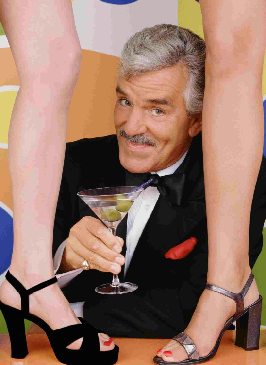 Dennis Farina