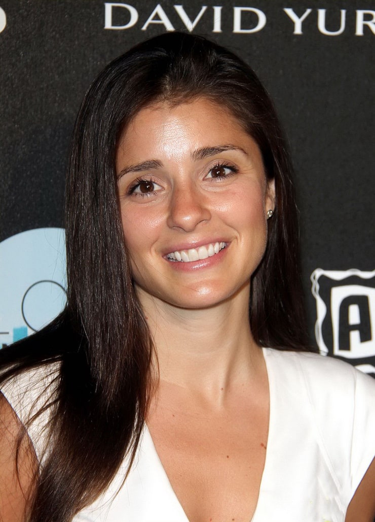 Shiri Appleby