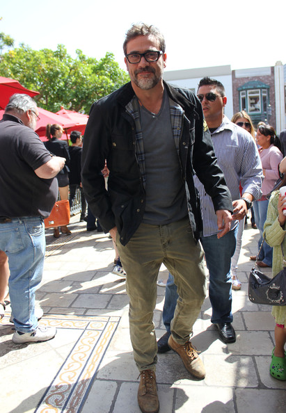 Jeffrey Dean Morgan