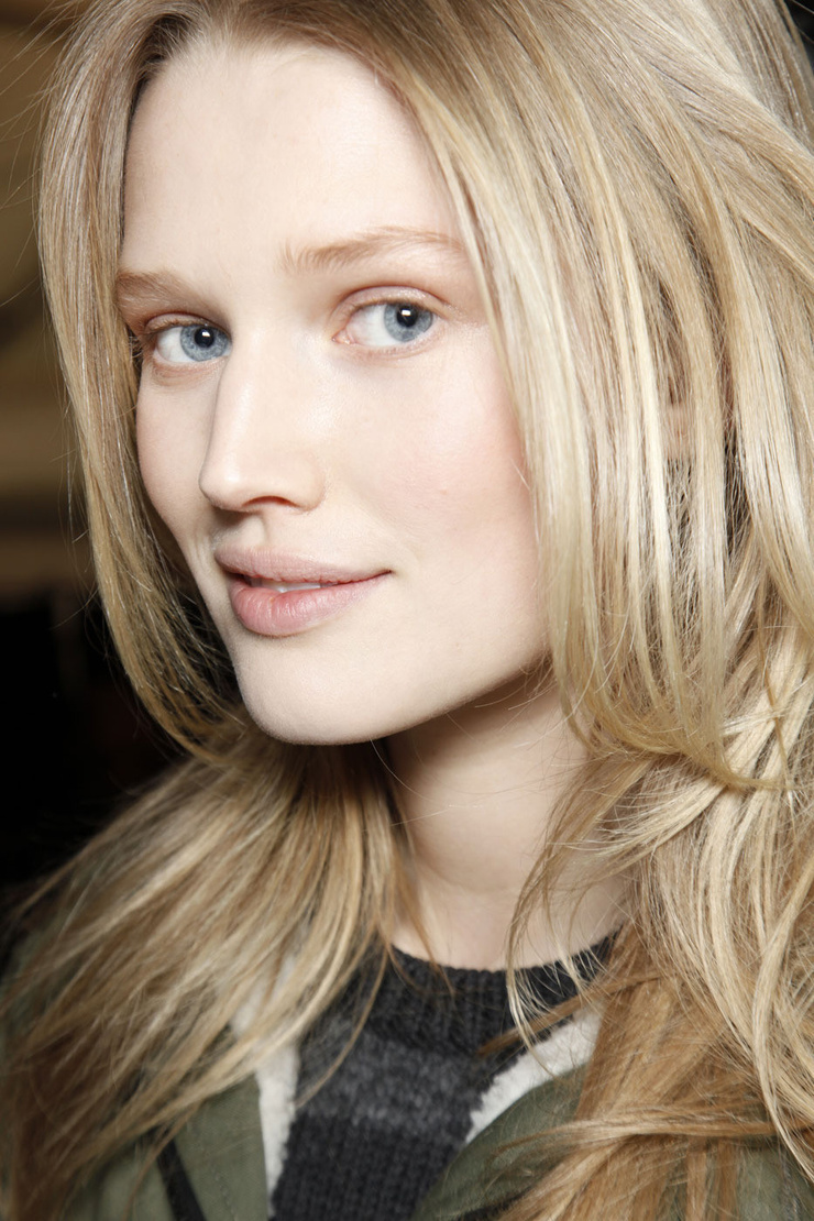 Toni Garrn Toni Garrn