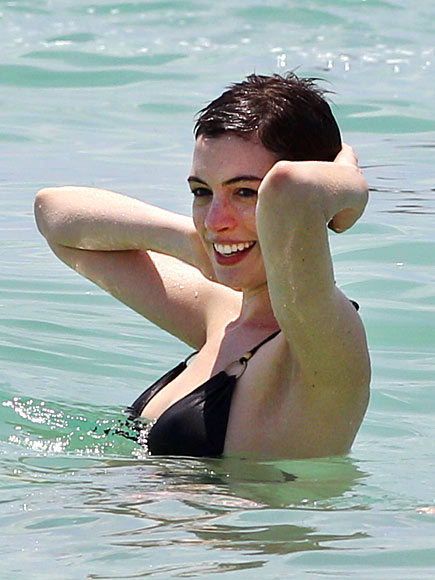Anne Hathaway Anne Hathaway