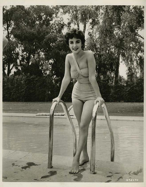 Elizabeth Taylor Elizabeth Taylor