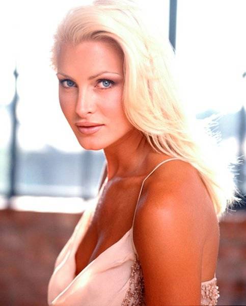 Caprice Bourret