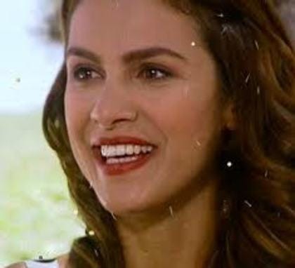Feride Çetin