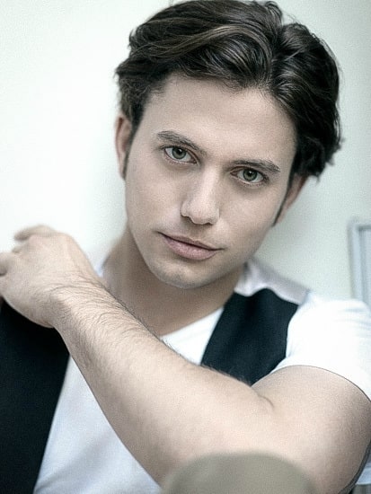 Jackson Rathbone