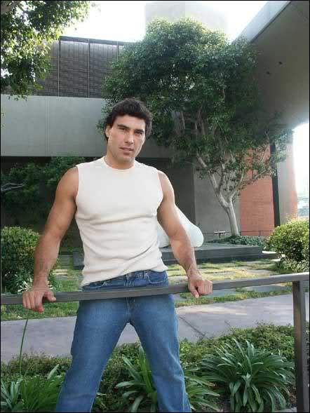 Eduardo Yáñez