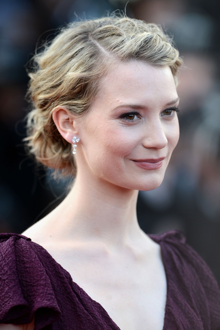 Mia Wasikowska