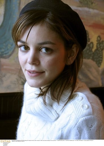 Nora Zehetner