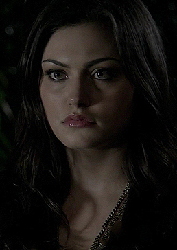 Phoebe Tonkin image