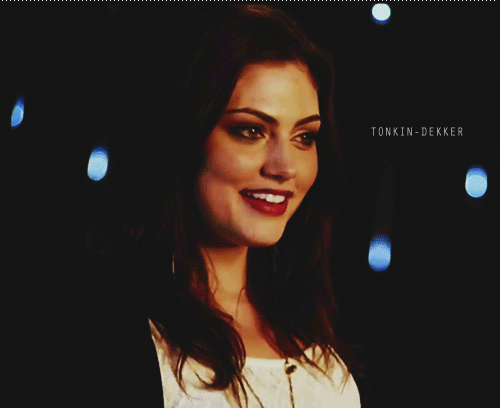 Phoebe Tonkin