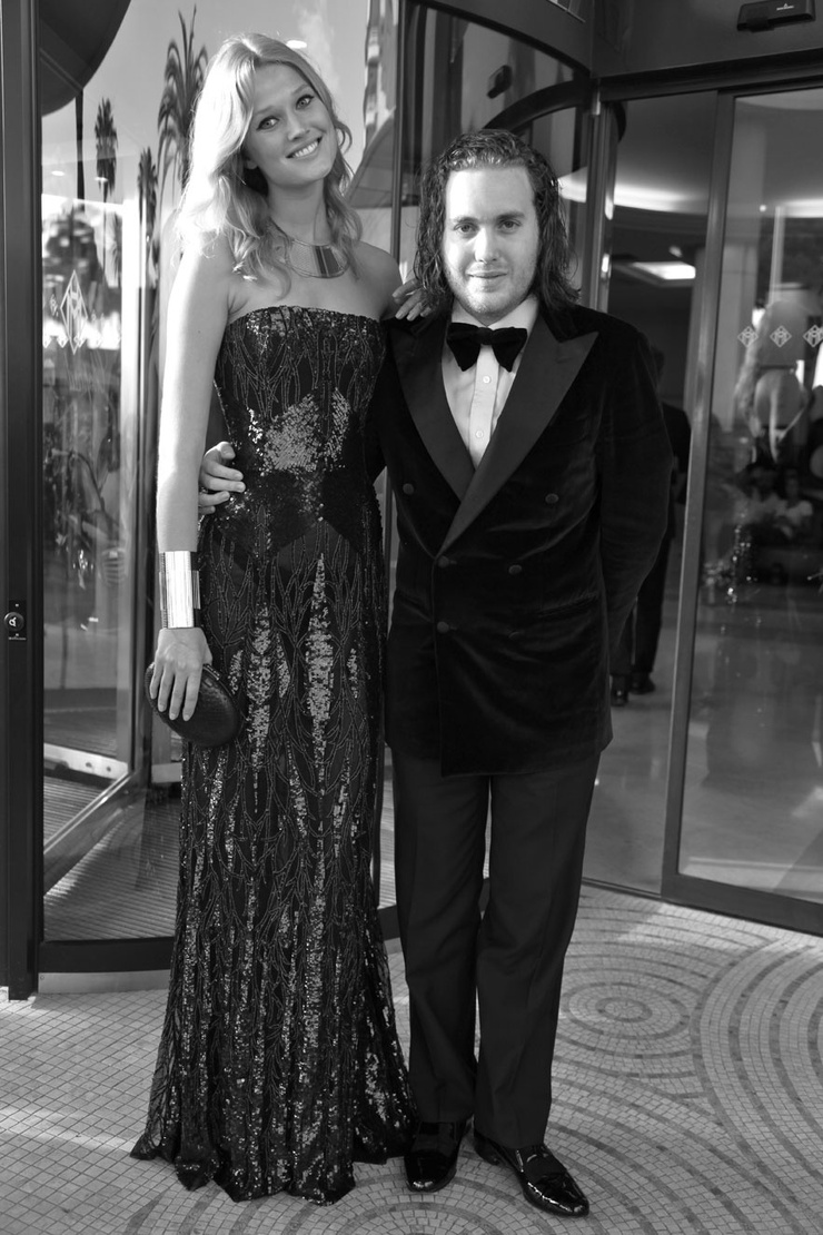Toni Garrn Toni Garrn