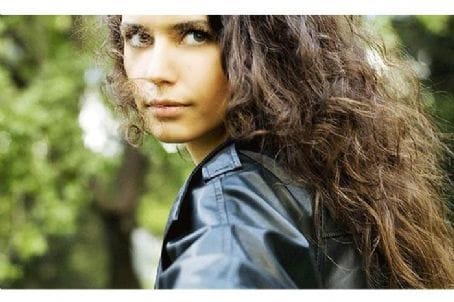 Beren Saat Beren Saat