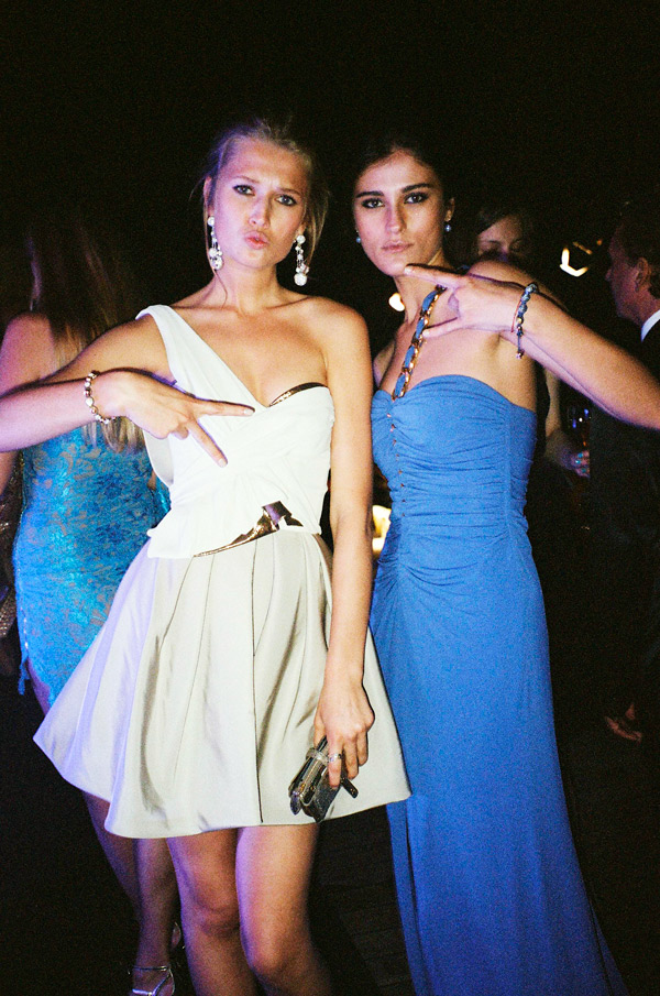 Toni Garrn Toni Garrn