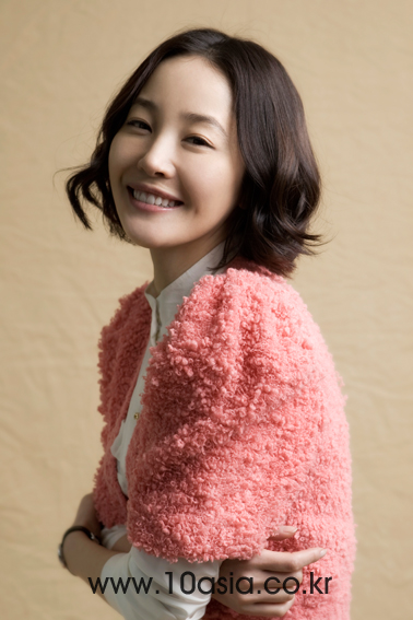 Ji-won Uhm Ji-won Uhm