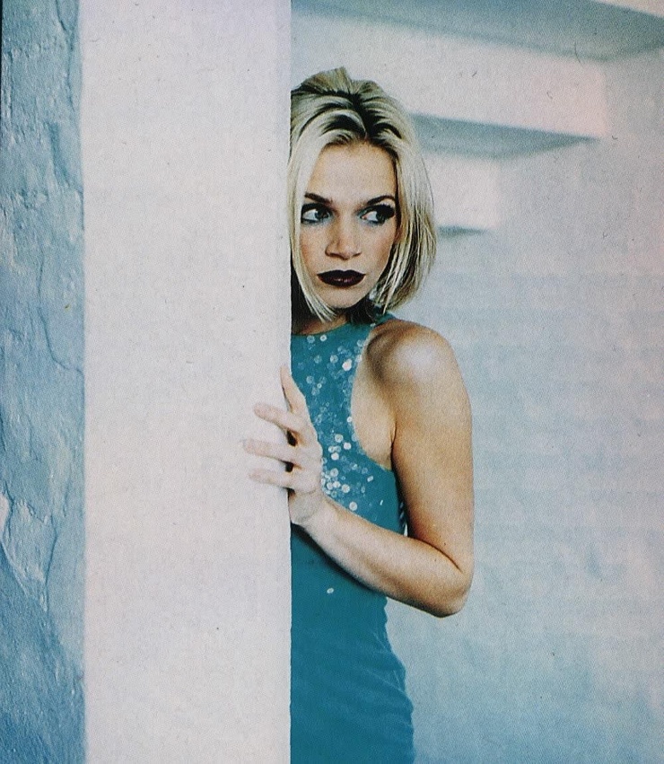 Zoë Ball