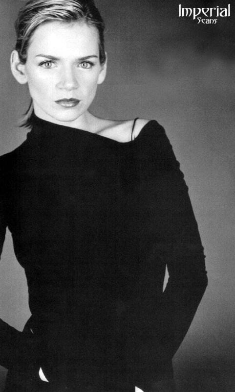 Zoë Ball