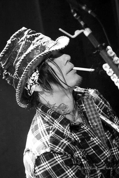 DJ Ashba