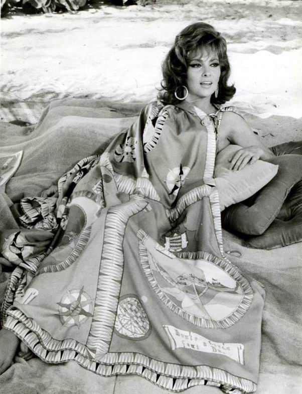 Gina Lollobrigida
