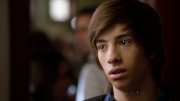 Jimmy Bennett - No Ordinary Family S01e16