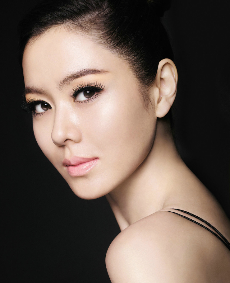 Ye-jin Son Ye-jin Son