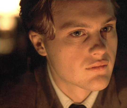 Michael Pitt