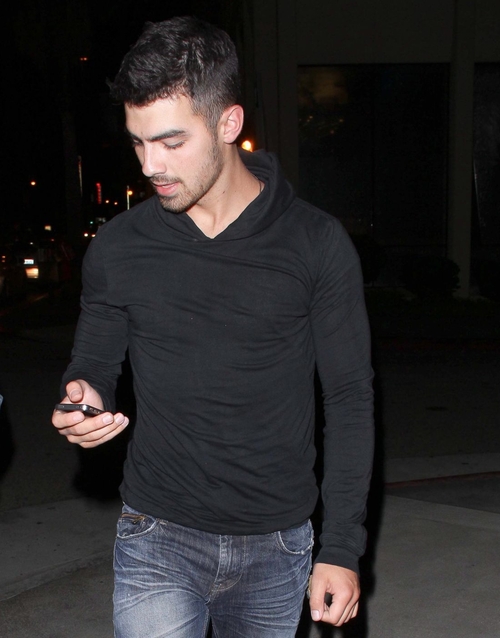 Joe Jonas