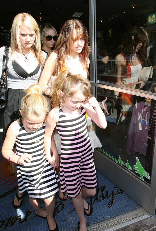 Noah Lindsey Cyrus