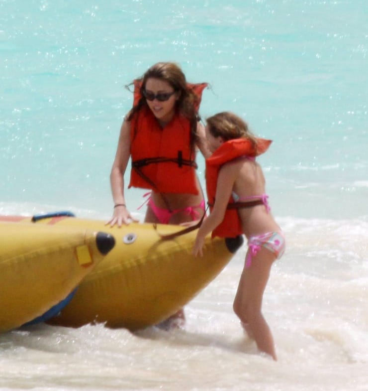 Noah Lindsey Cyrus