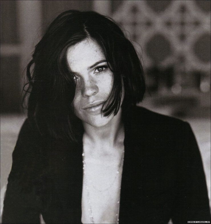 Clea DuVall