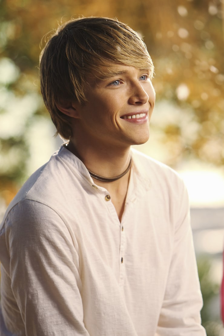 Sterling Knight