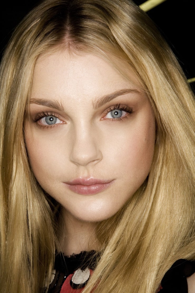 Jessica Stam