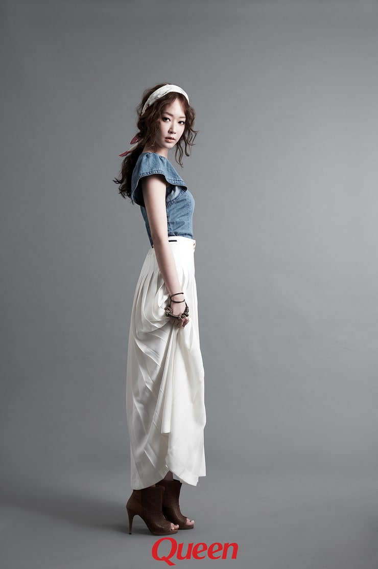 Min-ji Lee